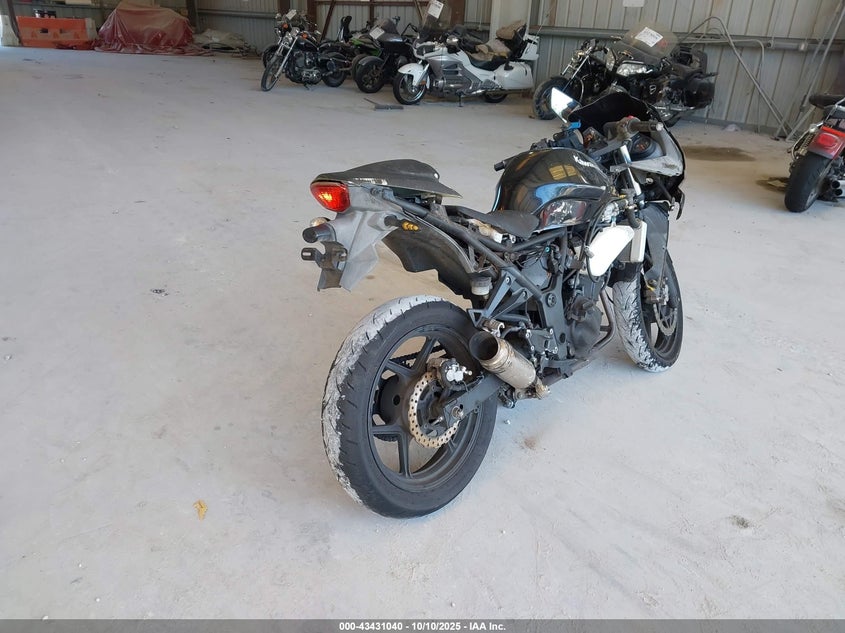 JKAEXMJ199DA32562 2009 KAWASAKI NINJA photo no. 4