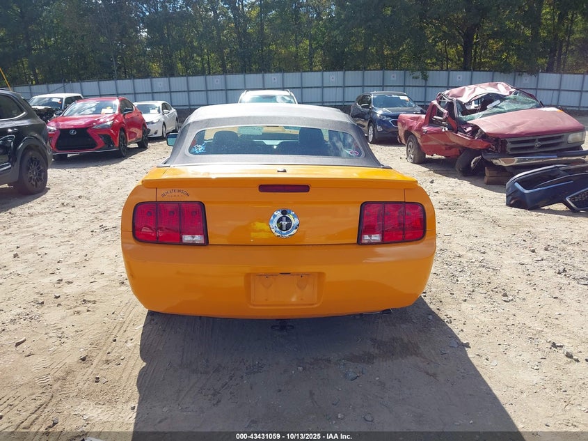 2007 Ford Mustang V6 Deluxe/V6 Premium VIN: 1ZVFT84N375329694 Lot: 43431059
