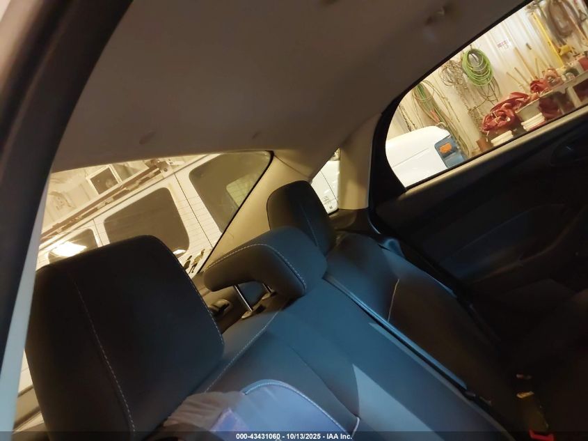 2012 Ford Focus Se VIN: 1FAHP3F21CL332952 Lot: 43431060