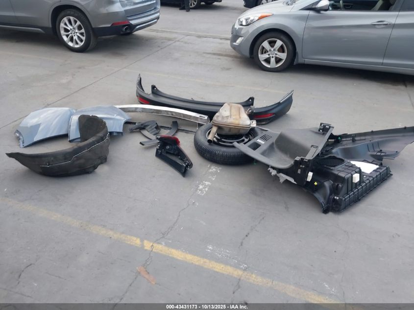 2022 Honda Cr-V Awd Touring VIN: 2HKRW2H95NH645192 Lot: 43431173