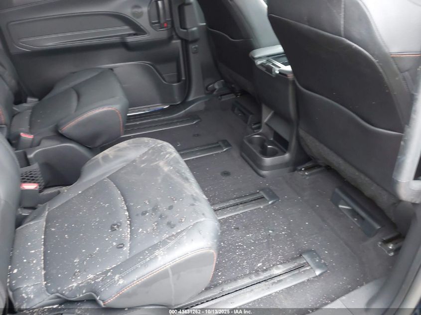 2022 Toyota Sienna Xse VIN: 5TDXSKFC8NS055144 Lot: 44000695