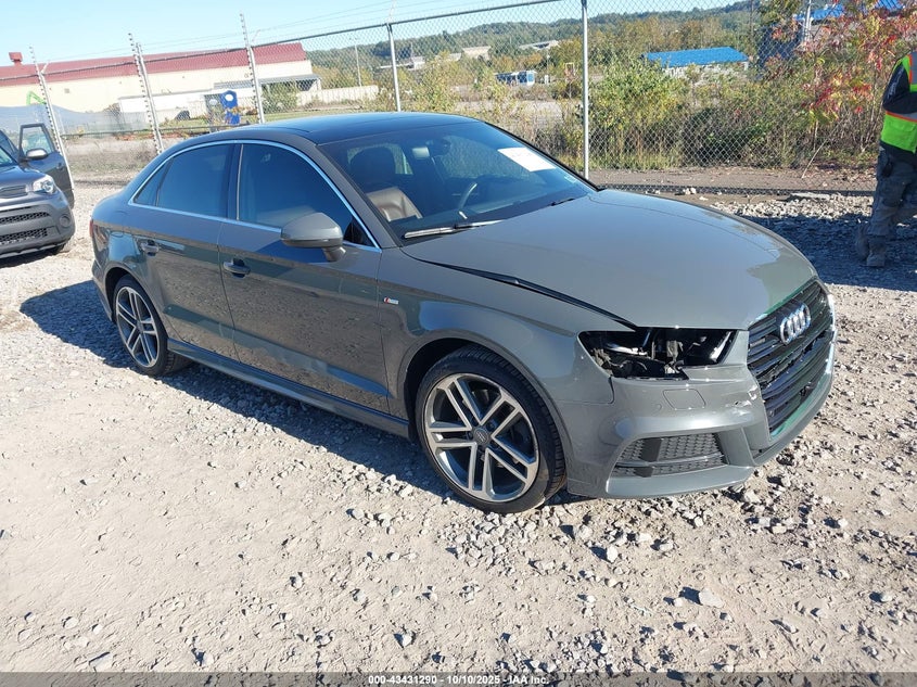 AUDI A3 2.0T PREMIUM/2.0T TECH PREMIUM