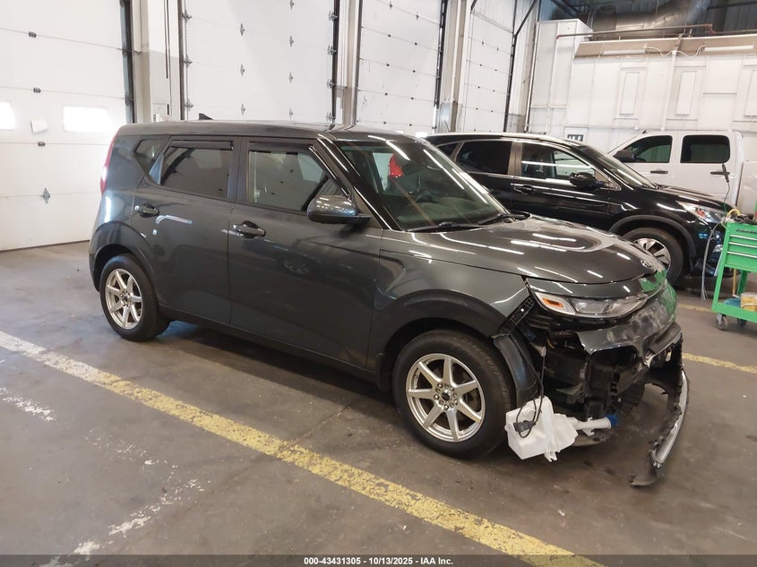 KIA SOUL S