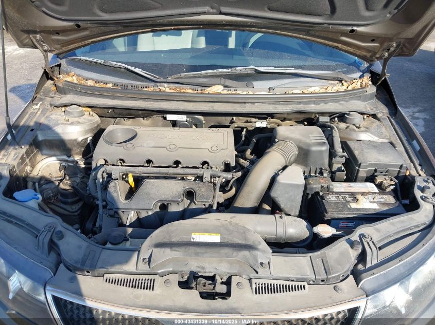 2010 Kia Forte Ex VIN: KNAFU4A20A5817556 Lot: 43431339