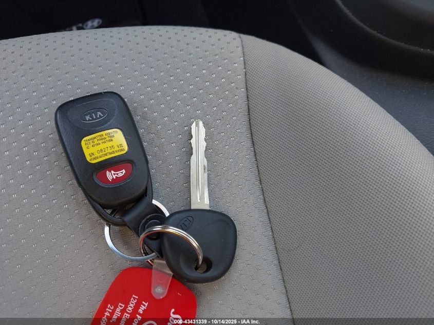 2010 Kia Forte Ex VIN: KNAFU4A20A5817556 Lot: 43431339