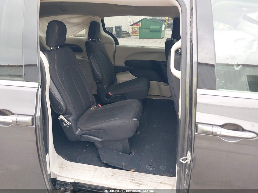 2019 Chrysler Pacifica Touring Plus VIN: 2C4RC1FGXKR610201 Lot: 43431401