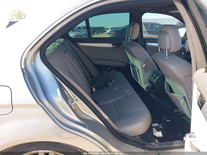 2008 Mercedes-Benz C 300 Sport VIN: WDDGF54X38R018152 Lot: 43431464