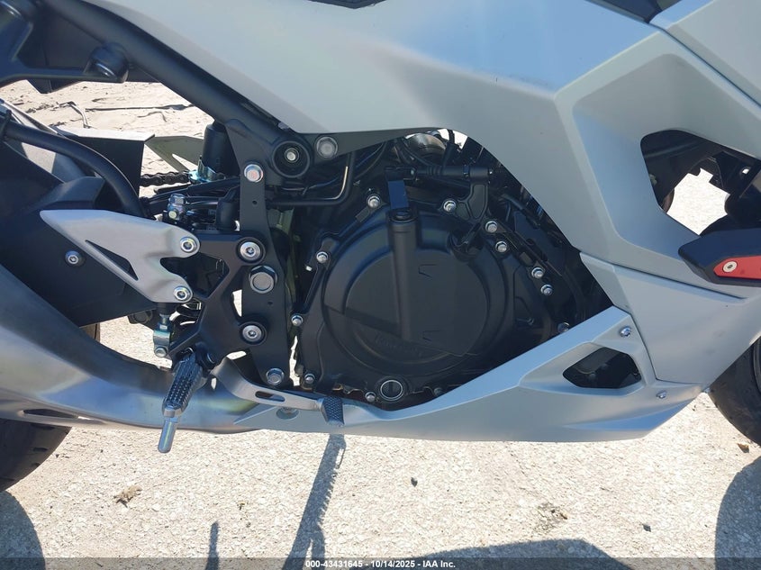 2025 Kawasaki Ex500 VIN: ML5EXGG1XSDA69408 Lot: 43431645