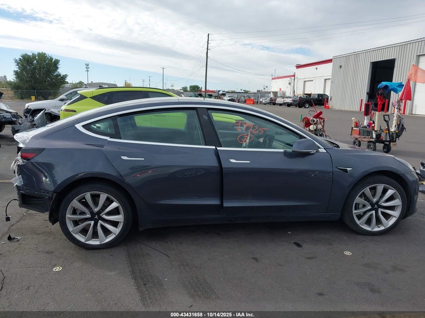 2020 Tesla Model 3 Long Range Dual Motor All-Wheel Drive VIN: 5YJ3E1EB0LF787438 Lot: 43431658