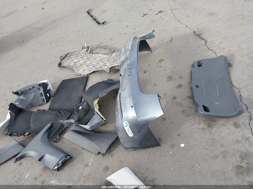 2020 Tesla Model 3 Long Range Dual Motor All-Wheel Drive VIN: 5YJ3E1EB0LF787438 Lot: 43431658