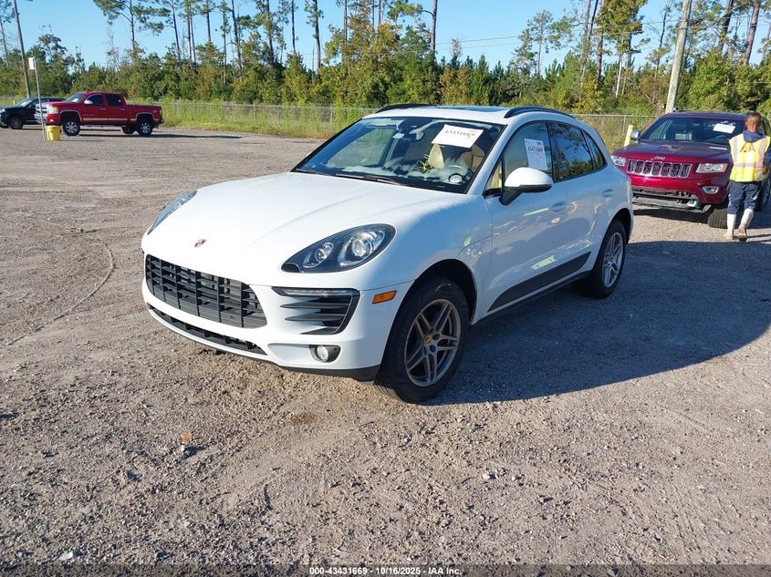 2017 PORSCHE MACAN WP1AA2A5XHLB03913