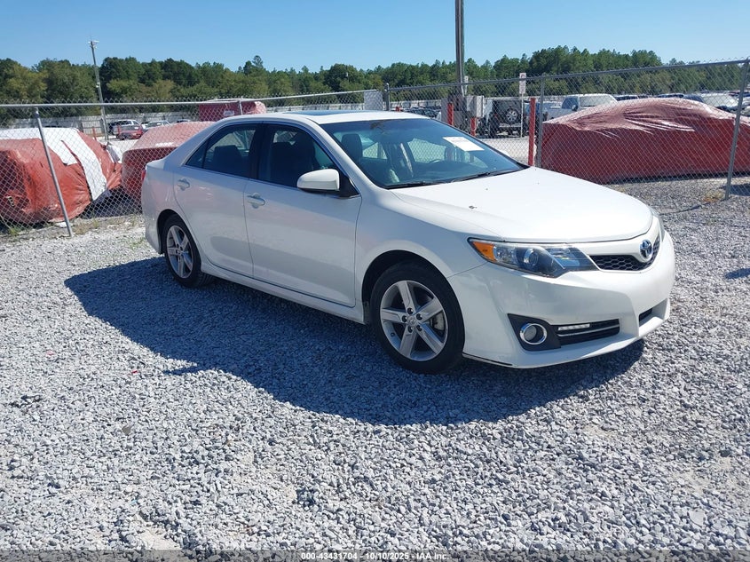 4T1BF1FK5EU862342 2014 Toyota Camry Se auction photo 1