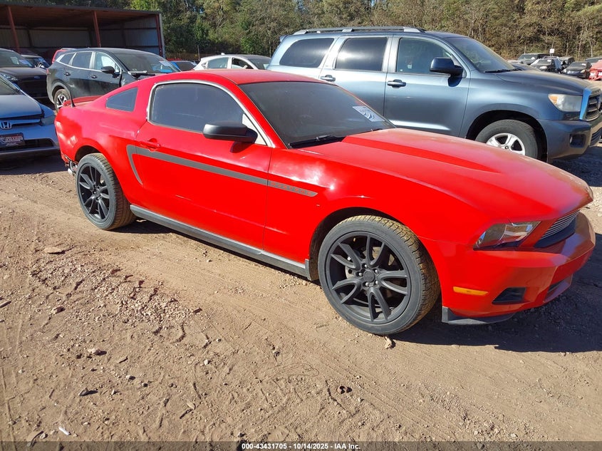 FORD MUSTANG V6 PREMIUM
