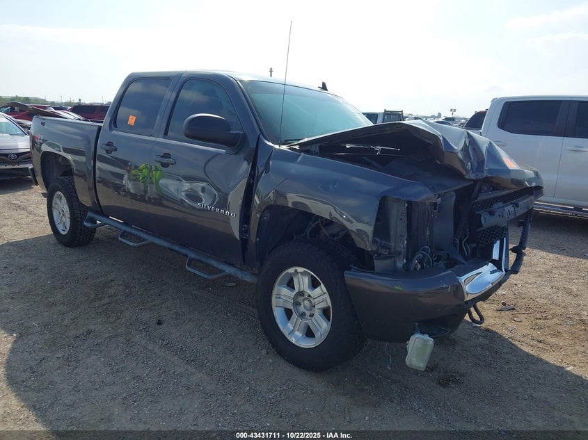 CHEVROLET SILVERADO 1500 LT