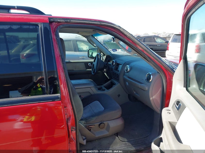 2005 Ford Expedition VIN: 1FMPU16515LB09189 Lot: 43431723