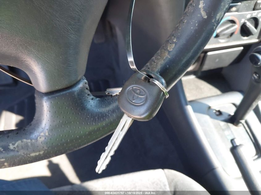 2000 Toyota Camry Solara Se V6 VIN: 2T1CF22P5YC409419 Lot: 43431757