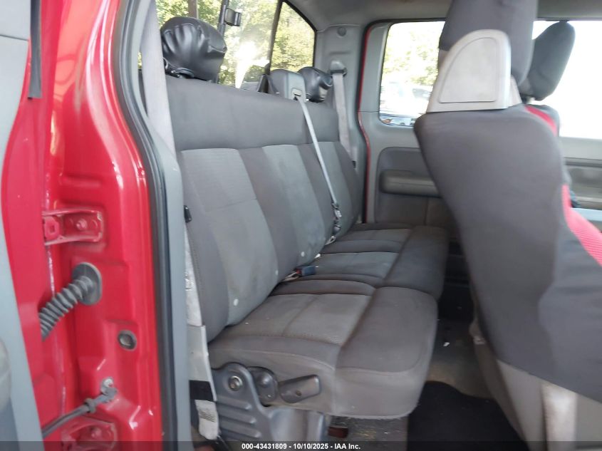 2004 Ford F-150 Stx/Xl/Xlt VIN: 1FTRX12W04NA74666 Lot: 43431809