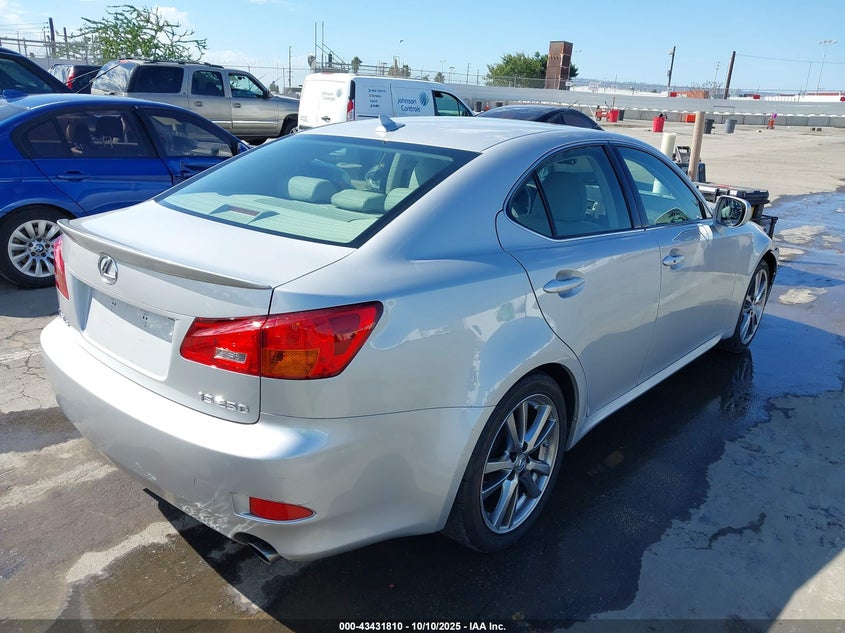 JTHBK262085067928 2008 LEXUS IS photo no. 4