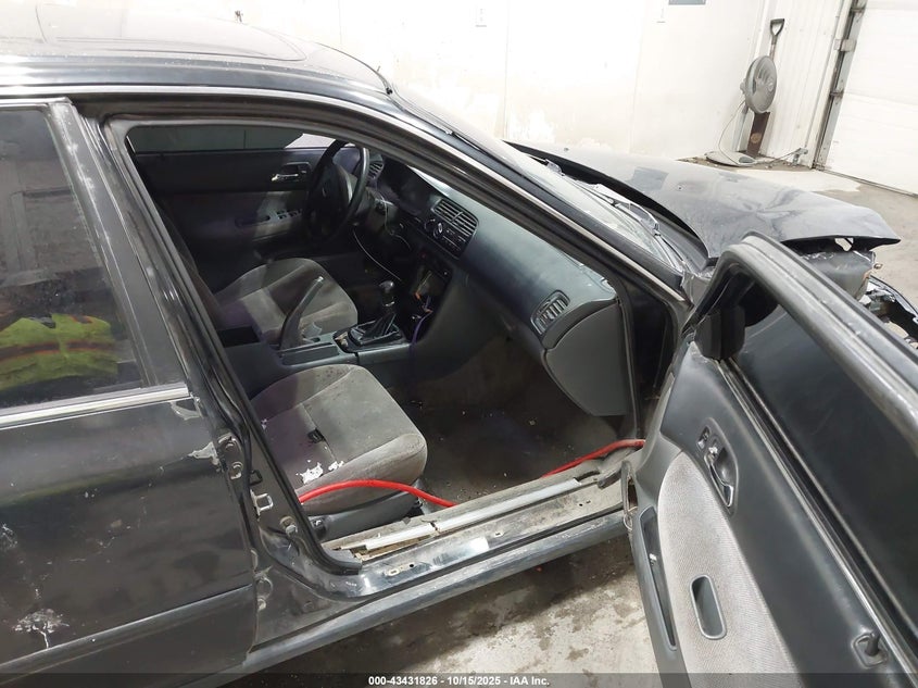 1HGCD5552RA040351 1994 HONDA ACCORD photo no. 5