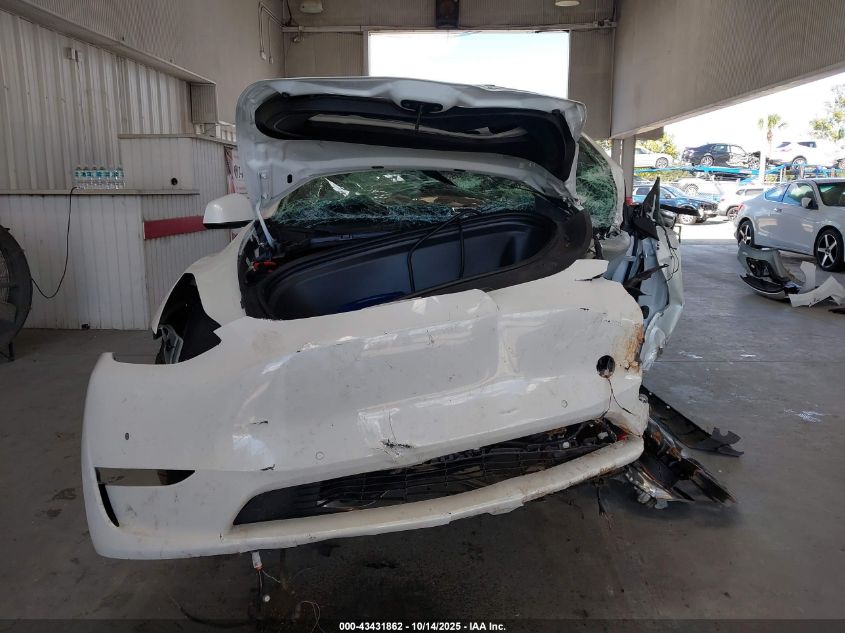 2022 Tesla Model Y Performance Dual Motor All-Wheel Drive VIN: 7SAYGDEF1NF457446 Lot: 43431862