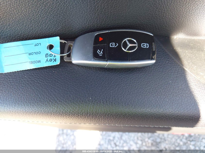 2022 MERCEDES-BENZ E 350 W1KZF8DB4NB088195