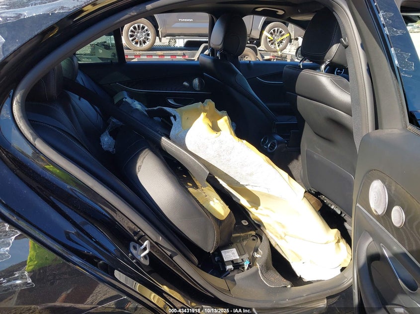 2022 MERCEDES-BENZ E 350 W1KZF8DB4NB088195