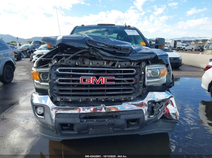 1GT42UCY8KF116664 2019 GMC SIERRA photo no. 11