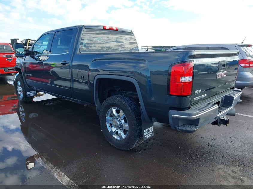 1GT42UCY8KF116664 2019 GMC SIERRA photo no. 3