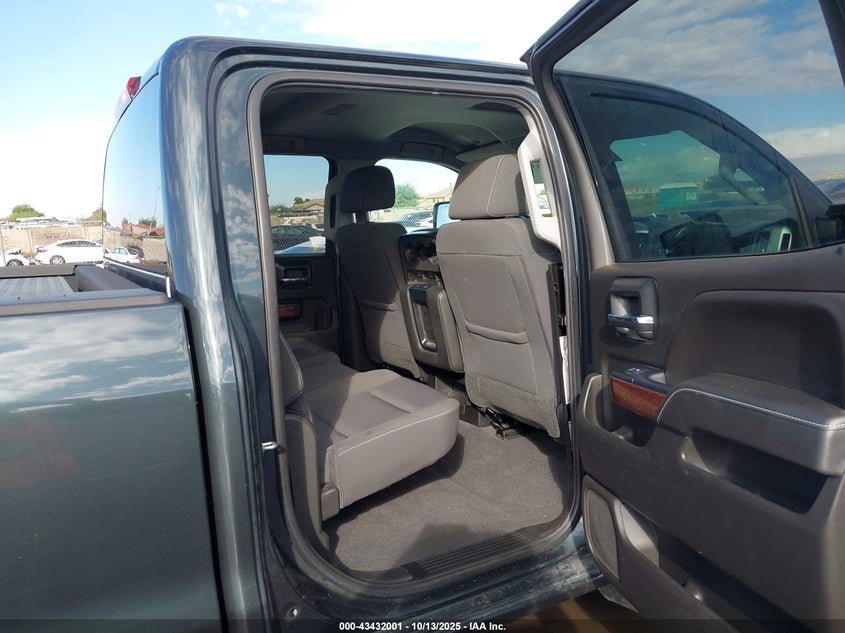 1GT42UCY8KF116664 2019 GMC SIERRA photo no. 6