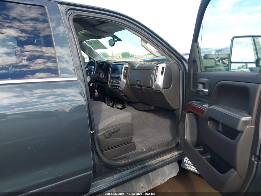 1GT42UCY8KF116664 2019 GMC SIERRA photo no. 7