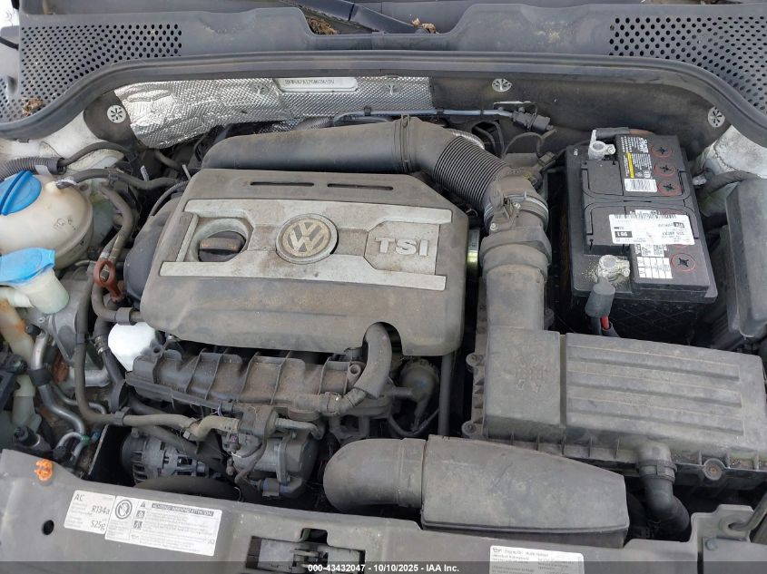 2012 Volkswagen Beetle 2.0T VIN: 3VW4A7AT7CM634520 Lot: 43432047