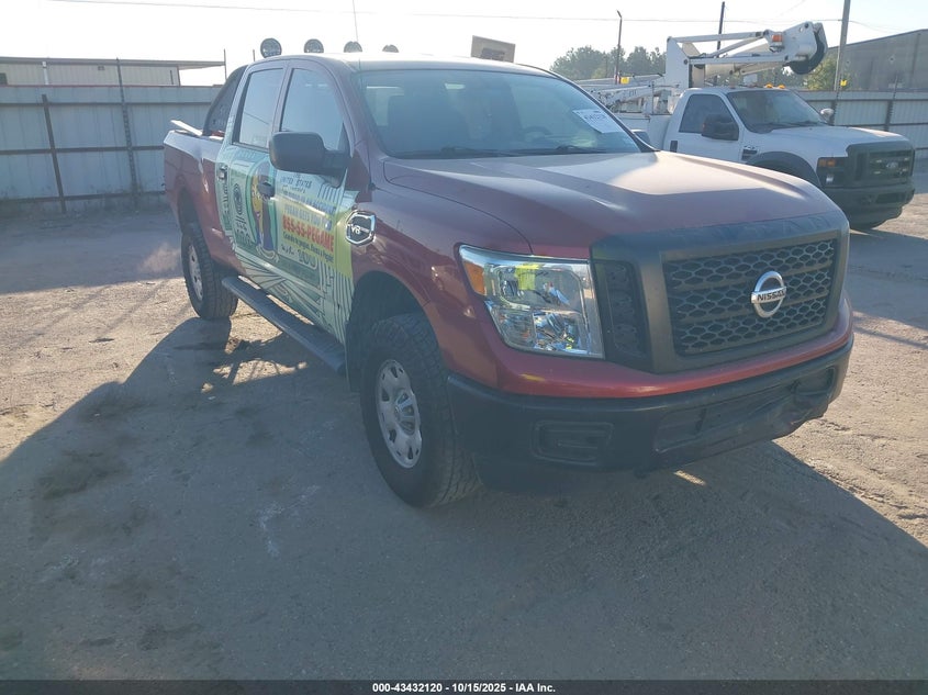 NISSAN TITAN S GAS