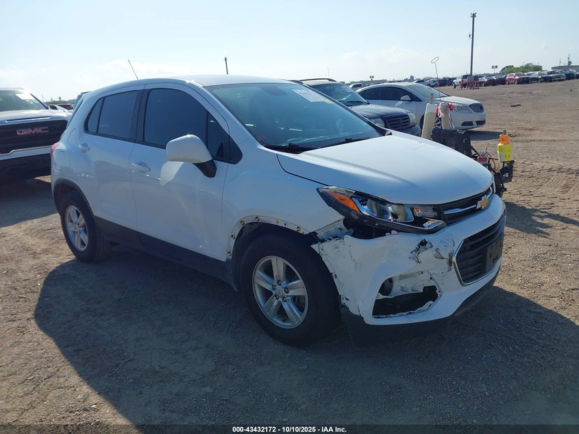 CHEVROLET TRAX FWD LS