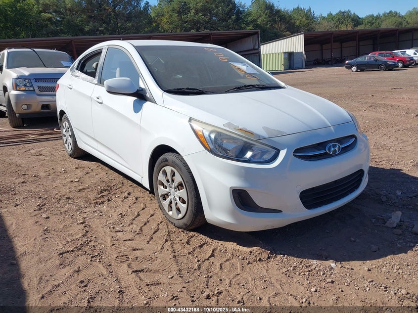 HYUNDAI ACCENT SE