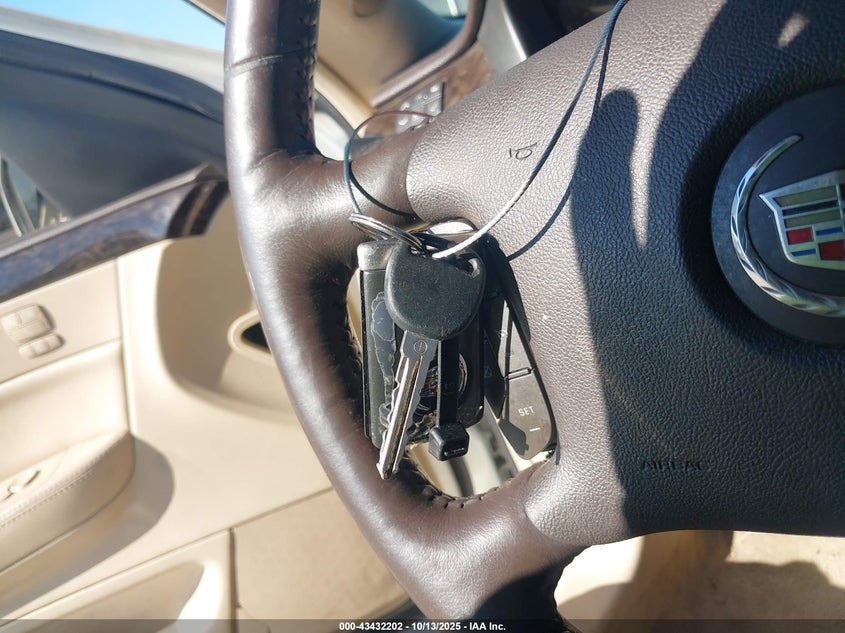 2008 Cadillac Dts 1Sc VIN: 1G6KD57Y68U123217 Lot: 43432202