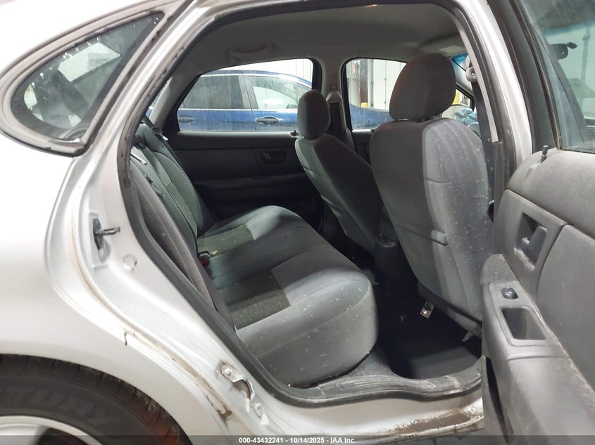 2001 Ford Taurus Se VIN: 1FAFP53U21A105660 Lot: 43432241