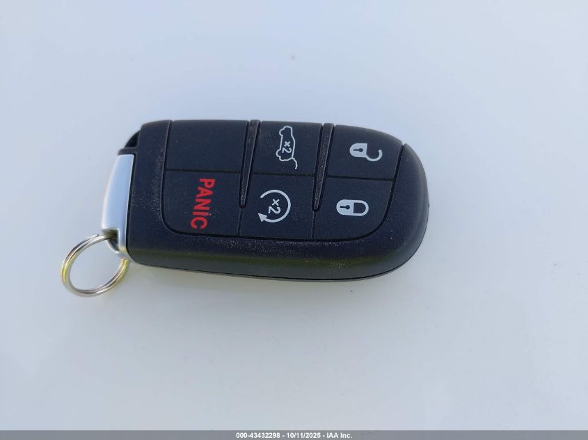 2015 Jeep Grand Cherokee Srt VIN: 1C4RJFDJ0FC214858 Lot: 43432298