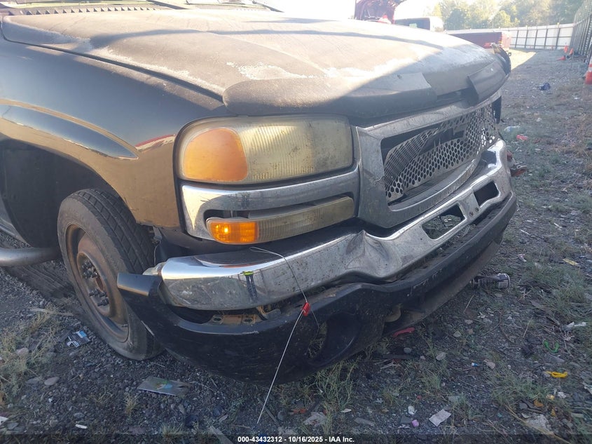 2GTEC19T131340511 2003 GMC SIERRA photo no. 16