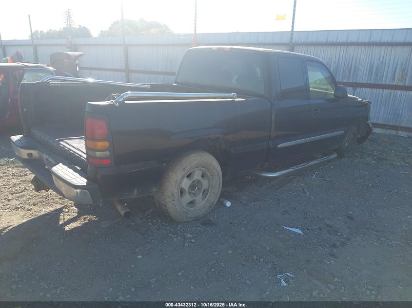 2GTEC19T131340511 2003 GMC SIERRA photo no. 4