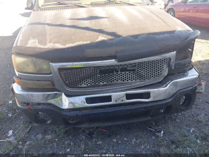 2GTEC19T131340511 2003 GMC SIERRA photo no. 6