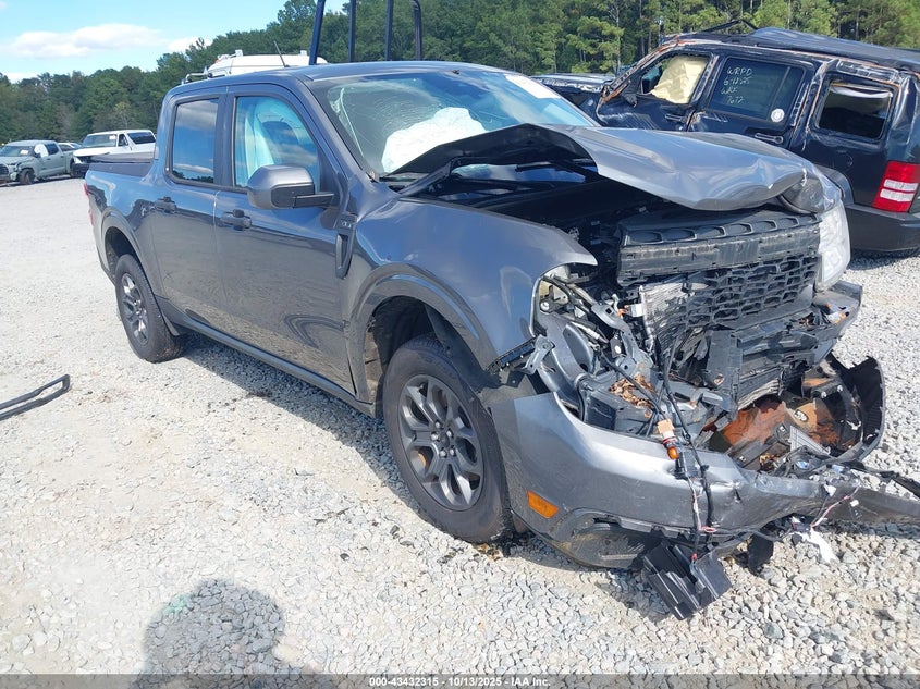 FORD MAVERICK XLT
