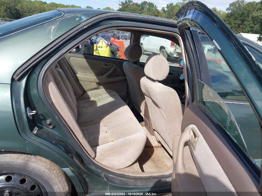 2000 Toyota Camry Le VIN: 4T1BG22K1YU674074 Lot: 43432384