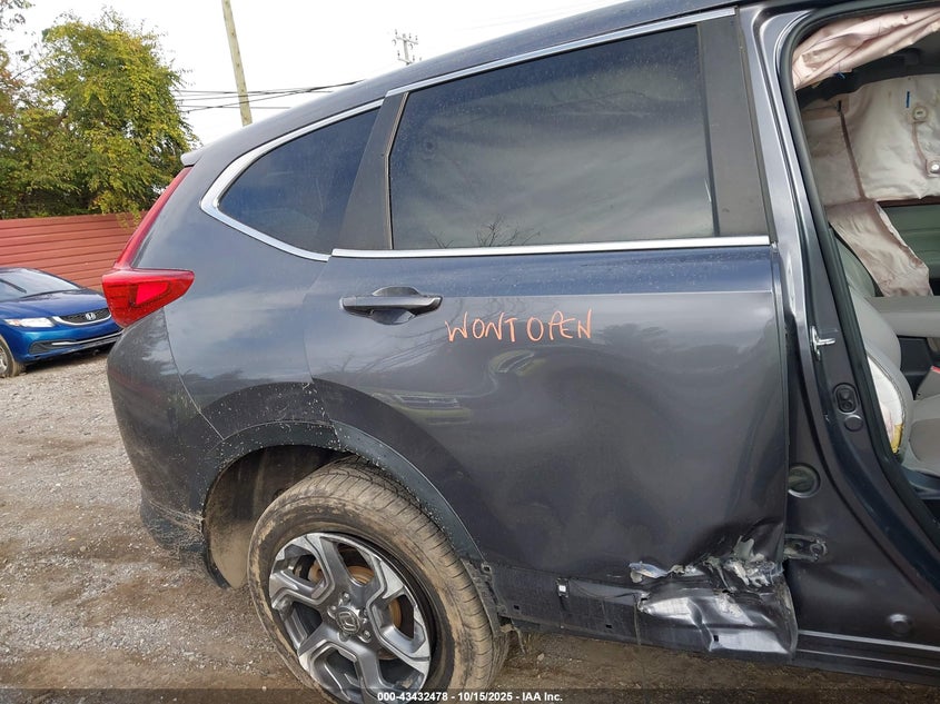 5J6RW2H89HL070094 2017 HONDA CR-V photo no. 8