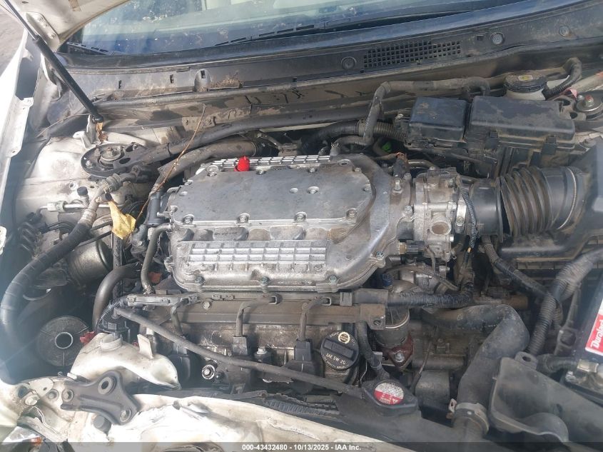 2008 Acura Rl 3.5 VIN: JH4KB166X8C002464 Lot: 43432480