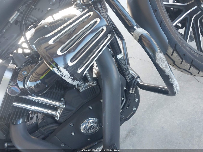 2014 Harley-Davidson Xl883 Iron 883 VIN: 1HD4LE217EC439535 Lot: 43432506