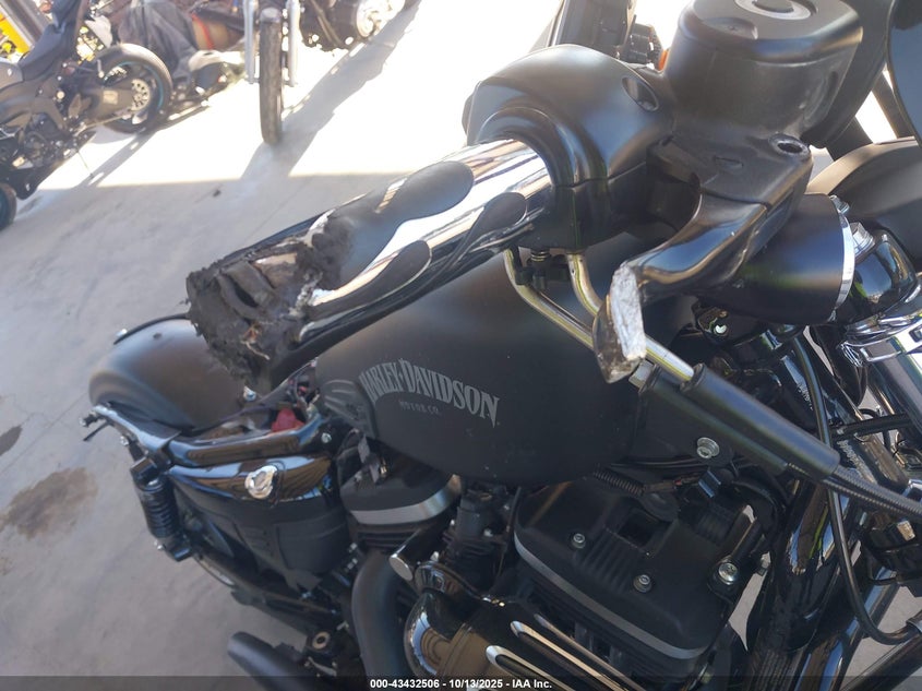 2014 Harley-Davidson Xl883 Iron 883 VIN: 1HD4LE217EC439535 Lot: 43432506