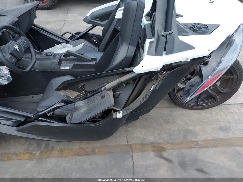 2024 Polaris Slingshot S With Technology Package VIN: 57XAATHD3R8163581 Lot: 43432534