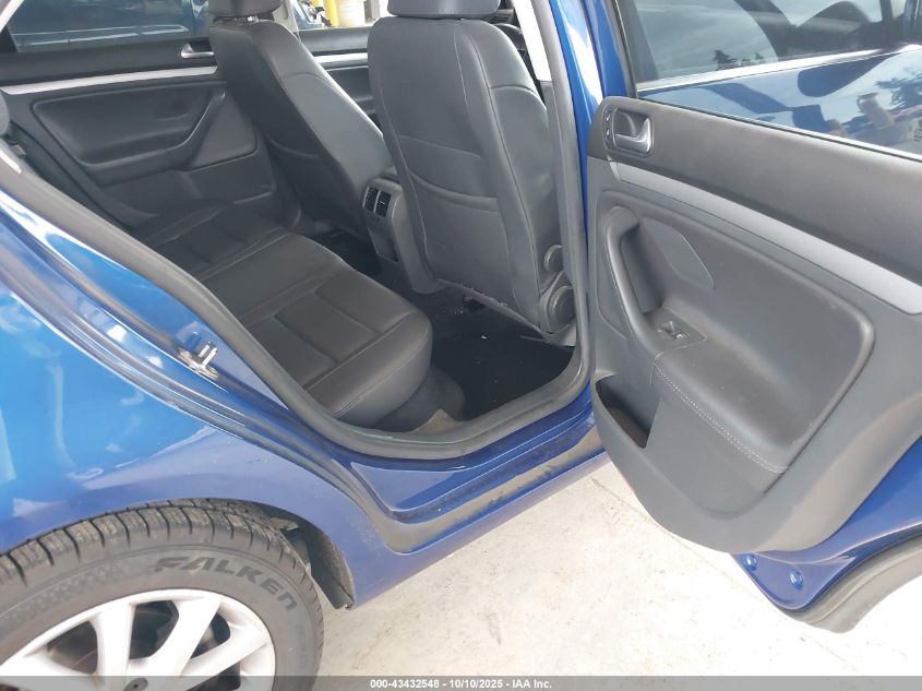 2008 Volkswagen Jetta Se/Sel VIN: 3VWRM71K18M057589 Lot: 43432548