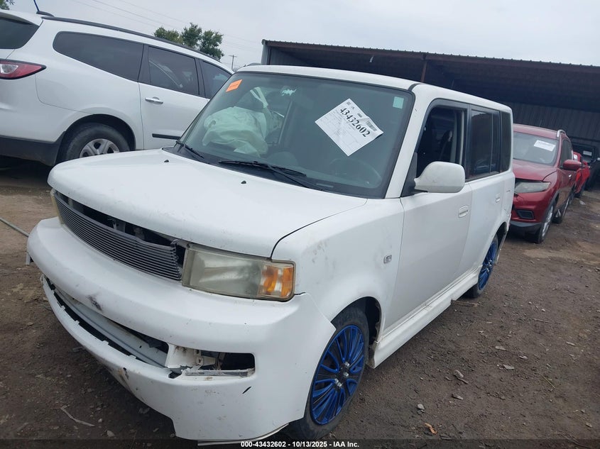 JTLKT324X50181959 2005 SCION XB photo no. 2