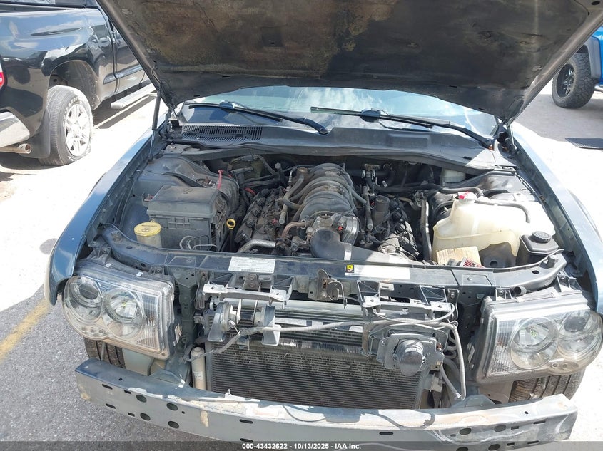 2008 Chrysler 300C Hemi VIN: 2C3LA63H38H335733 Lot: 43432622